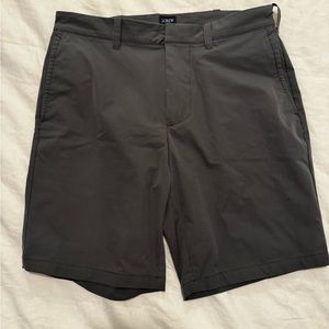 Men’s Size 30” J Crew 9 inch Shorts